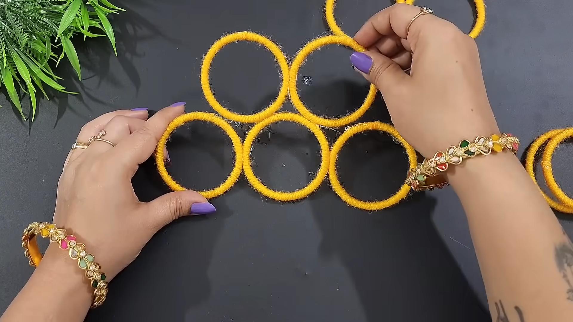 Bangle Upcycling Wanddeko
